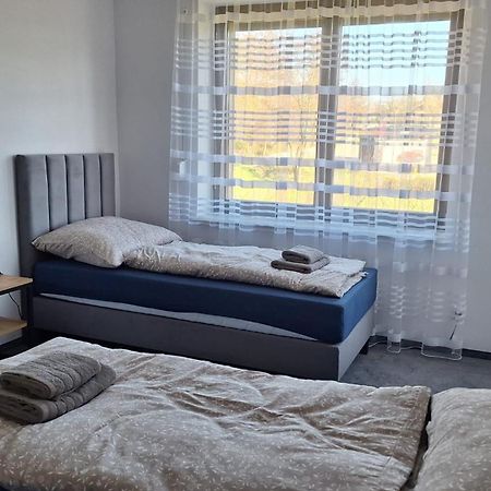 Apartament Wiadukt ブンツラウ エクステリア 写真