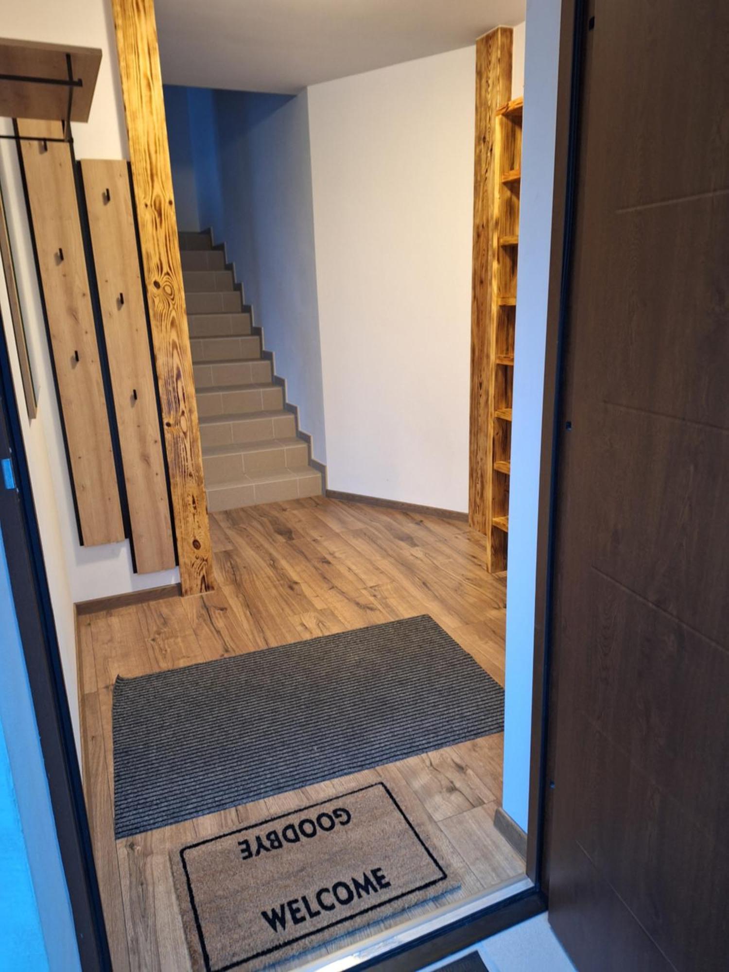 Apartament Wiadukt ブンツラウ エクステリア 写真