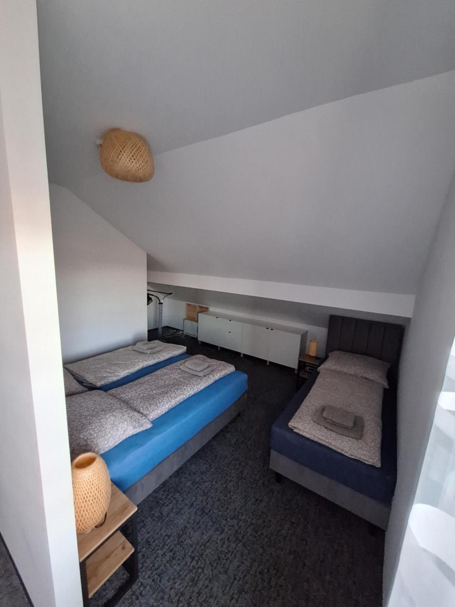 Apartament Wiadukt ブンツラウ エクステリア 写真