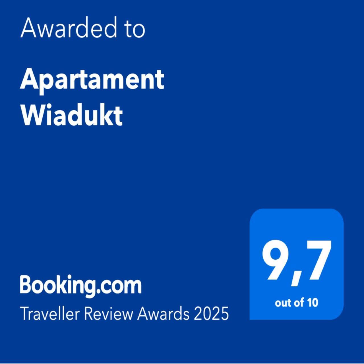 Apartament Wiadukt ブンツラウ エクステリア 写真